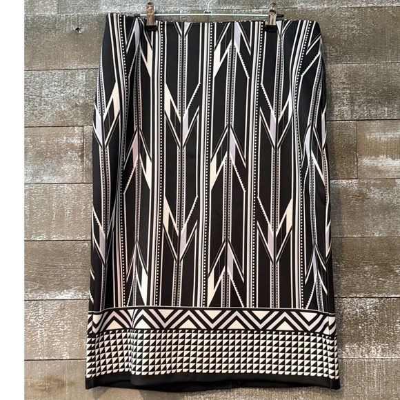 New York & Company Dresses & Skirts - New York & Company Pencil Skirt Womens 10 Black White